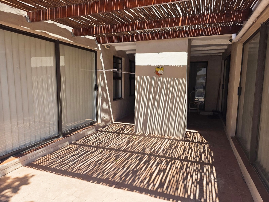 2 Bedroom Property for Sale in Mykonos Western Cape